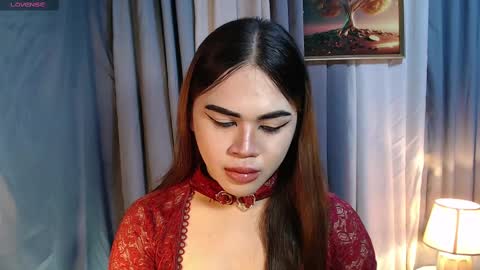 Snapshot of zendaya_amore chatting on March 5, 1:21 am Zendaya online show from March 5, 1:21 am