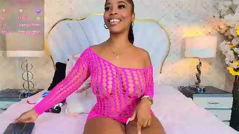 zendayarosse online show from August 4, 10:34 pm
