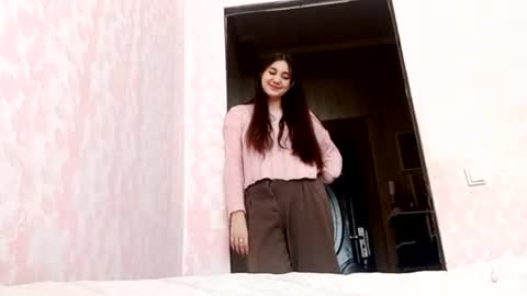 zeniabrossoit online show from March 1, 5:09 am