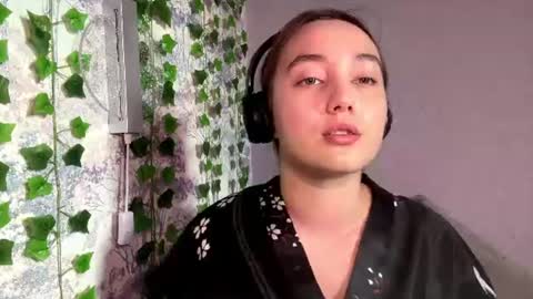 Snapshot of zenobiadilliard chatting on August 1, 7:29 am Rin online show from August 1, 7:29 am