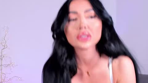 Snapshot of zenydaxbelle chatting on March 15, 5:52 pm Zenyda online show from March 15, 5:52 pm