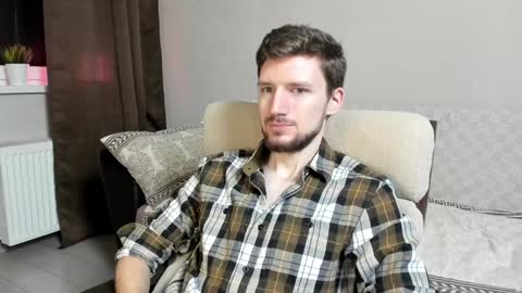 Andrew online show from December 6, 4:36 am