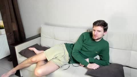 Andrew online show from December 2, 7:53 pm