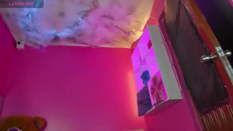 ZEPHYRA ANGELS online show from October 26, 4:07 am