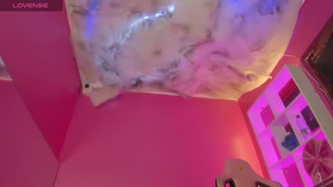 ZEPHYRA ANGELS online show from November 15, 2:20 am