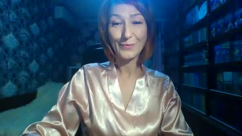 Snapshot of zerilane chatting on December 14, 11:31 pm Elena online show from December 14, 11:31 pm