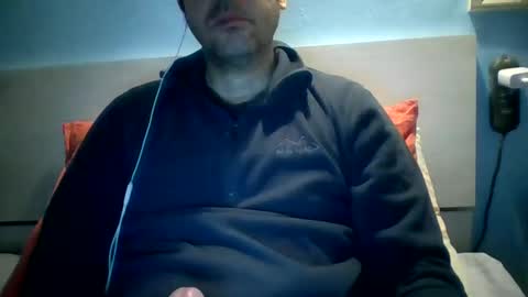 zeus online show from December 11, 5:21 am