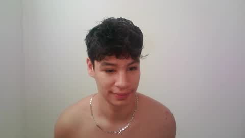 zeus_183 online show from October 24, 1:40 pm