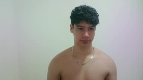 zeus_183 online show from April 28, 4:28 am