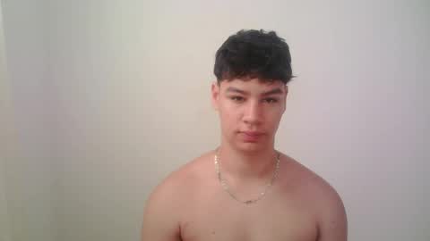 zeus_183 online show from May 31, 12:45 pm