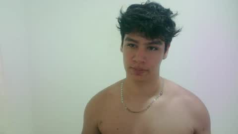zeus_183 online show from July 13, 2:47 am