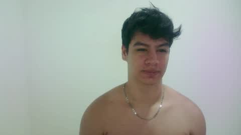 zeus_183 online show from July 14, 9:03 am