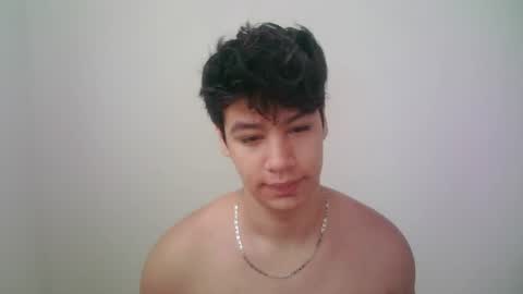 zeus_183 online show from July 17, 12:34 pm