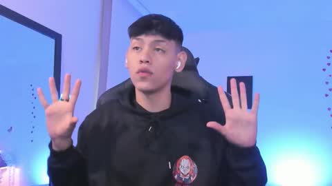 zeus_blaze online show from October 2, 12:34 pm