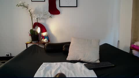 Snapshot of zeus_millers chatting on January 7, 10:08 pm zeus_millers online show from January 7, 10:08 pm