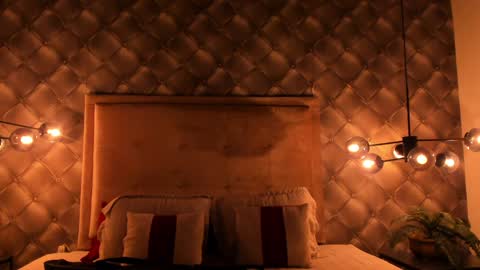 zeus online show from January 13, 6:59 pm