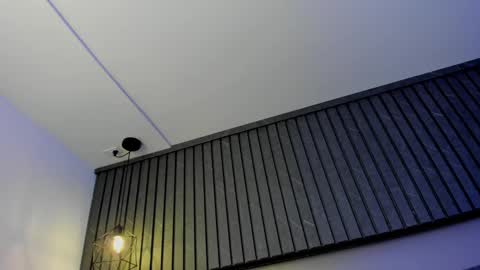 zeus online show from February 25, 4:46 am