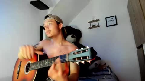 zeus online show from October 23, 7:56 pm