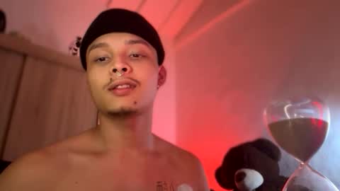 zeus online show from June 11, 12:32 am