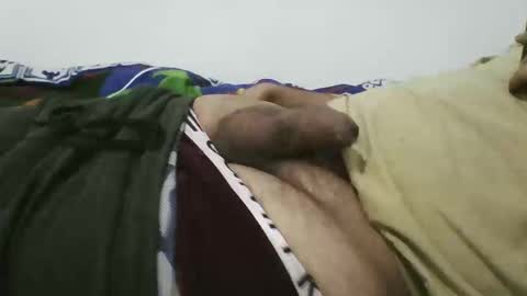 Snapshot of zeustock chatting on March 31, 6:47 am zeustock online show from March 31, 6:47 am