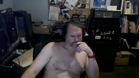 Snapshot of zhalien1 chatting on February 4, 10:43 am Paulus Paul online show from February 4, 10:43 am