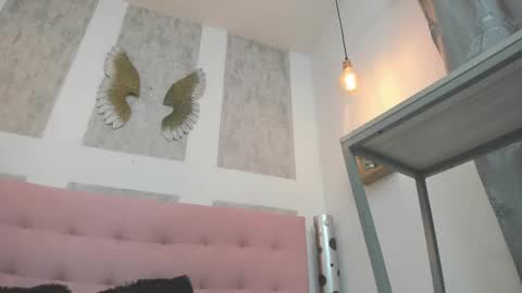 ZHAMIRA  ANDRES online show from February 23, 1:47 am