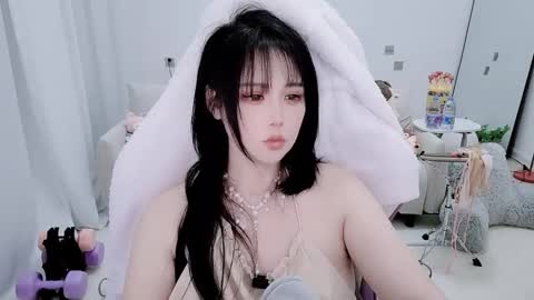 Snapshot of zhen0 chatting on March 27, 1:44 pm zhen online show from March 27, 1:44 pm