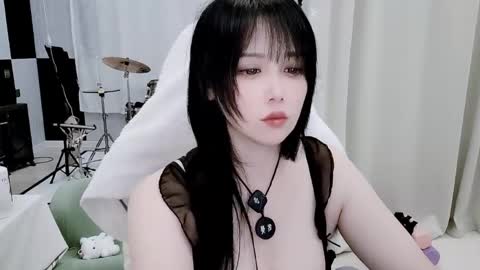 Snapshot of zhen0 chatting on June 2, 2:41 pm zhen online show from June 2, 2:41 pm