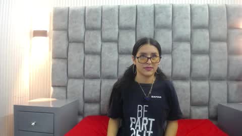 Snapshot of zhilakya chatting on December 3, 11:52 am Zhilakya online show from December 3, 11:52 am