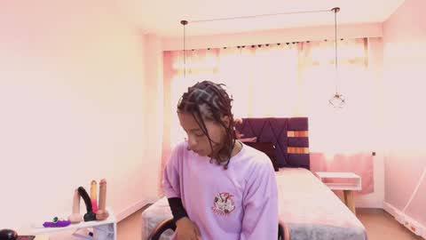 Zia Green online show from February 5, 12:06 pm