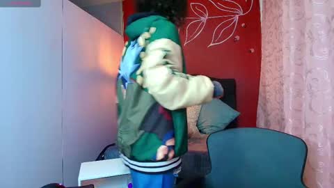 Zia Green online show from March 4, 12:01 pm