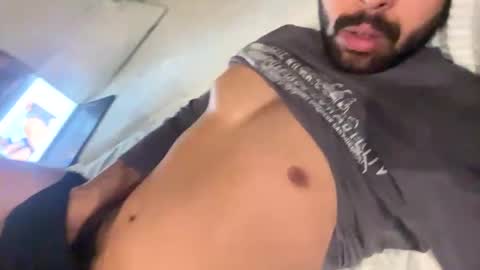 Snapshot of ziadzizi6677 chatting on March 21, 2:20 pm ziadzizi6677 online show from March 21, 2:20 pm