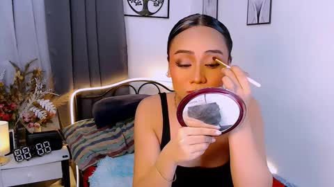 Zia online show from October 19, 3:56 pm