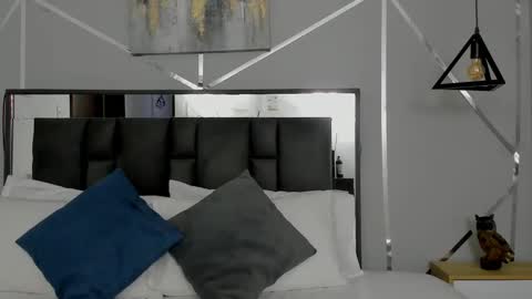 zia online show from January 6, 12:13 pm