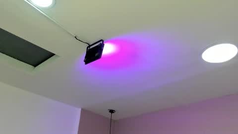 Snapshot of ziamiller chatting on September 20, 11:11 am zia online show from September 20, 11:11 am