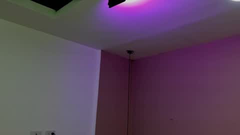 Snapshot of ziamiller chatting on September 21, 11:12 am zia online show from September 21, 11:12 am