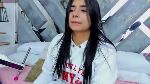 zia online show from November 14, 9:30 am