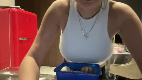 Snapshot of zidya06 chatting on November 21, 1:54 pm Nensi online show from November 21, 1:54 pm