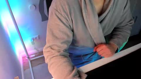 ziemlichflutschig online show from February 5, 8:35 pm