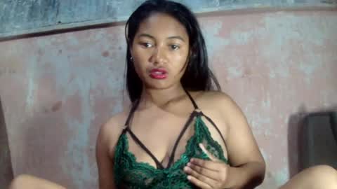 Snapshot of zina479102 chatting on July 20, 6:21 pm elly online show from July 20, 6:21 pm