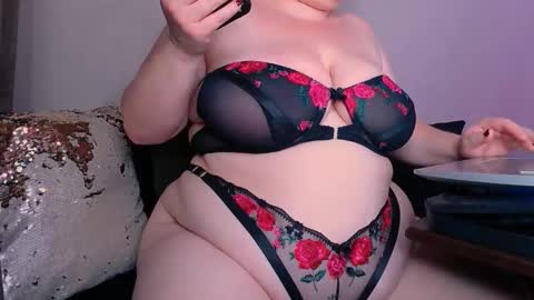 zinacorleone online show from October 25, 9:09 pm