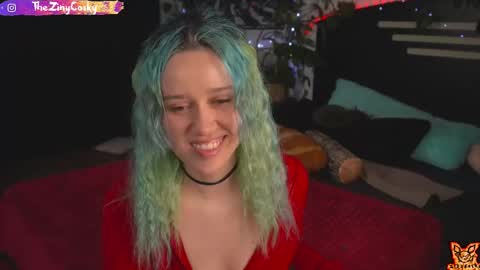 Snapshot of ziny_cosky chatting on February 25, 2:32 am Ziny Cosky online show from February 25, 2:32 am