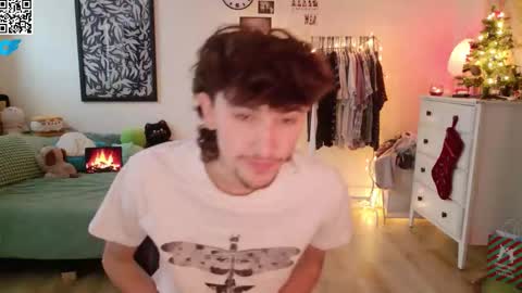 zipdown online show from December 13, 8:36 pm