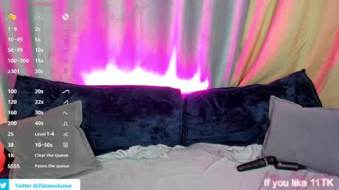 Snapshot of zlata__fox chatting on March 4, 6:29 pm Zlata Mon Tue Thu Fri Sun Sa GMT 3 0000pm - 0600pm online show from March 4, 6:29 pm