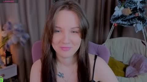 Zlata  Mon Tue Thu Fri Sun Sa GMT 3 0000pm - 0600pm  online show from January 10, 9:11 am