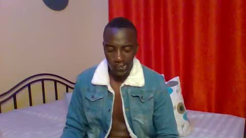 Zlatann2012 online show from January 28, 2:21 am