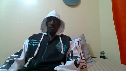 Zlatann2012 online show from October 17, 1:53 am