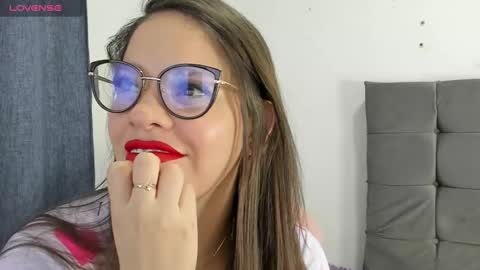 ZOE online show from January 28, 2:11 am