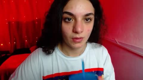 zoe_0111 online show from February 14, 9:21 pm