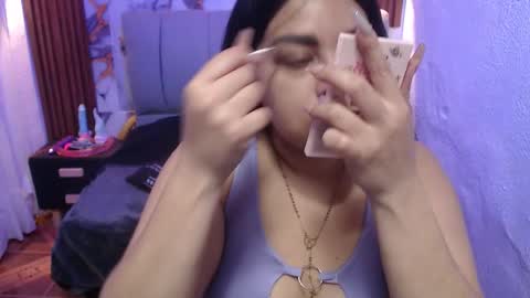 zoe_0111 online show from November 3, 1:12 pm